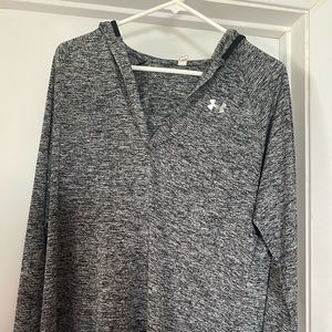 Under Armor V Neck pullover